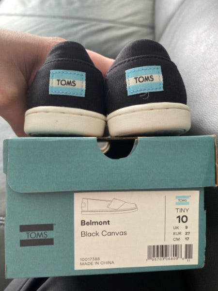 New with Tags in box slip on toms black size 10T, Shoes 10 (Toddler:2-4yr)