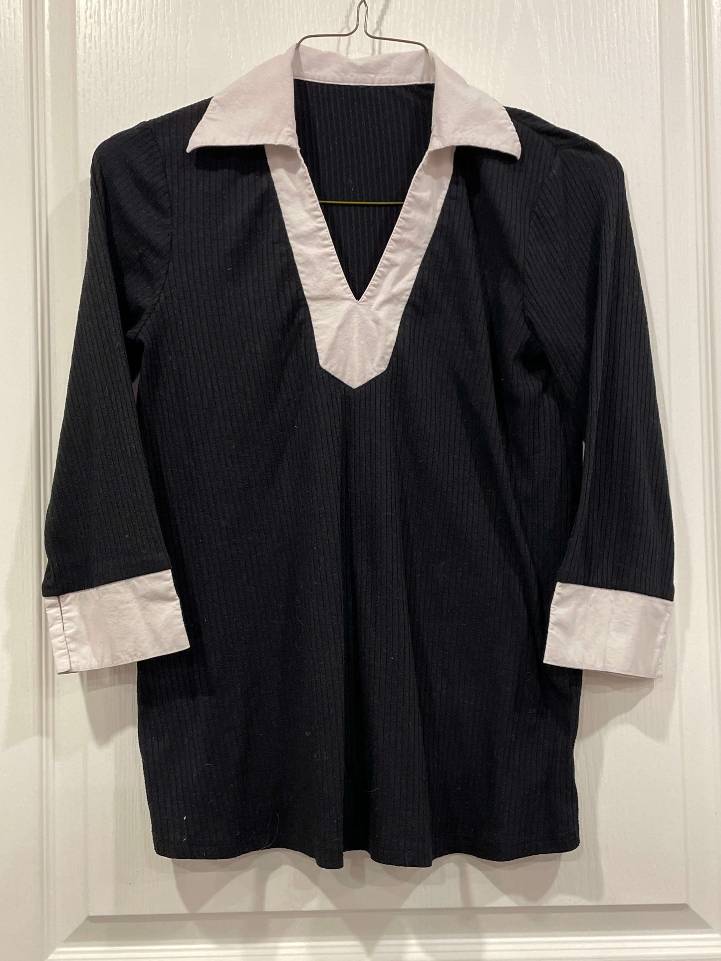 Black Ribbed Maternity Shirt with White Dress Collar, size Small, Maternity S (4-6)
