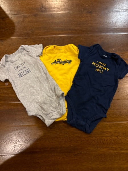 3 pack onesies from carters size 3-6months, Kids 6 Month (3-6M)