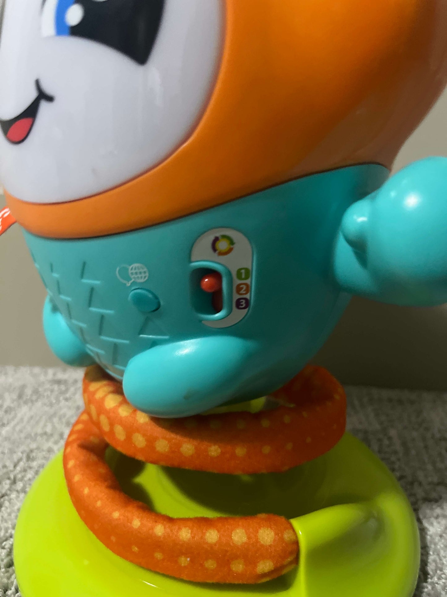 Fisher Price- DJ Bouncin beats toy - interactive light up toy.