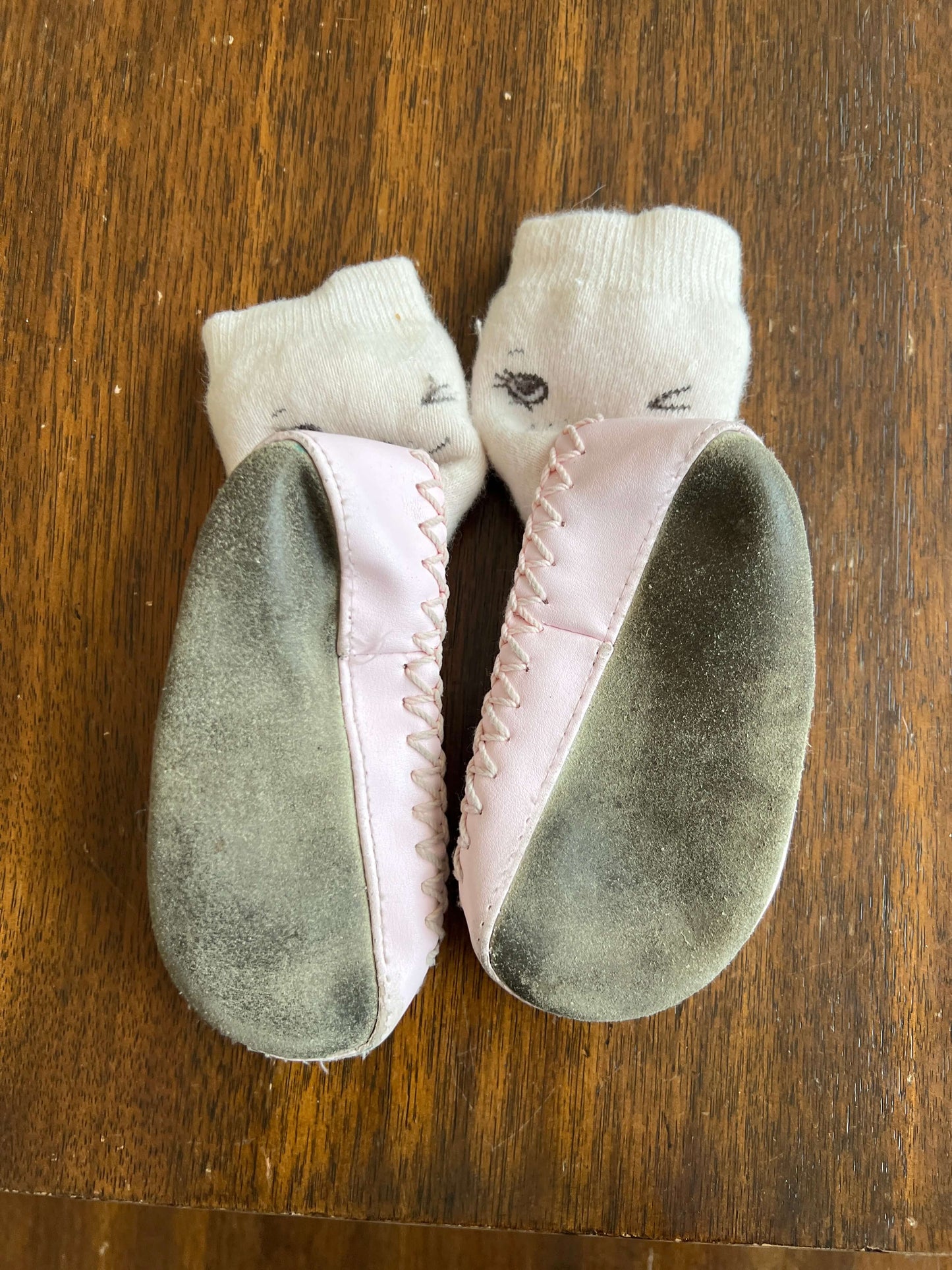 Size 4 leather sole slippers, Shoes 5 (Walkers:12-24 mth)