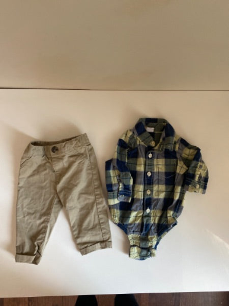 3-6 month baby boy dress up outfit. Baby Gap and old navy , Kids 6 Month (3-6M)
