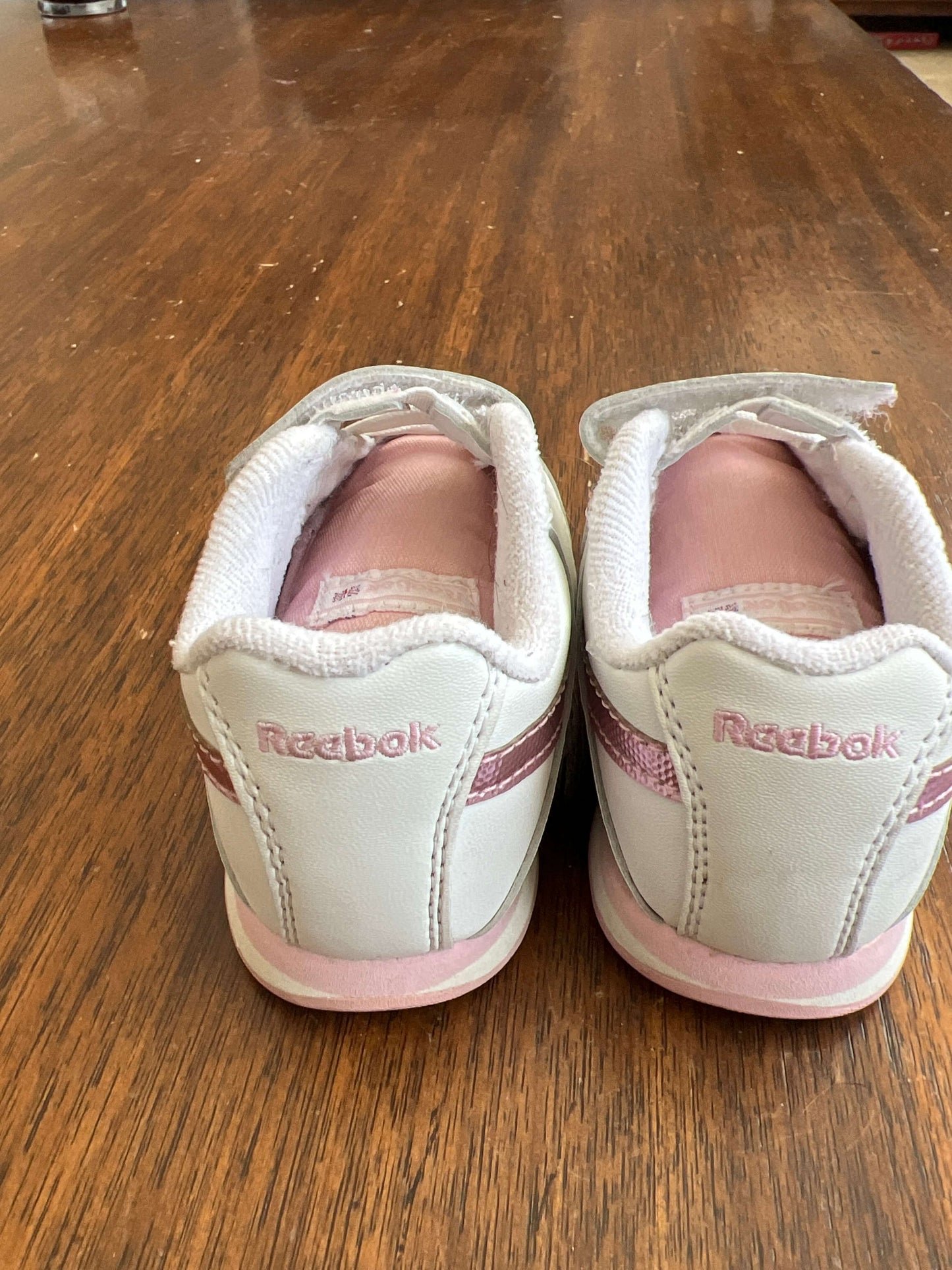 Reebok size 4 pink and white sneakers, Shoes 4 (Baby: 0-12 mth)