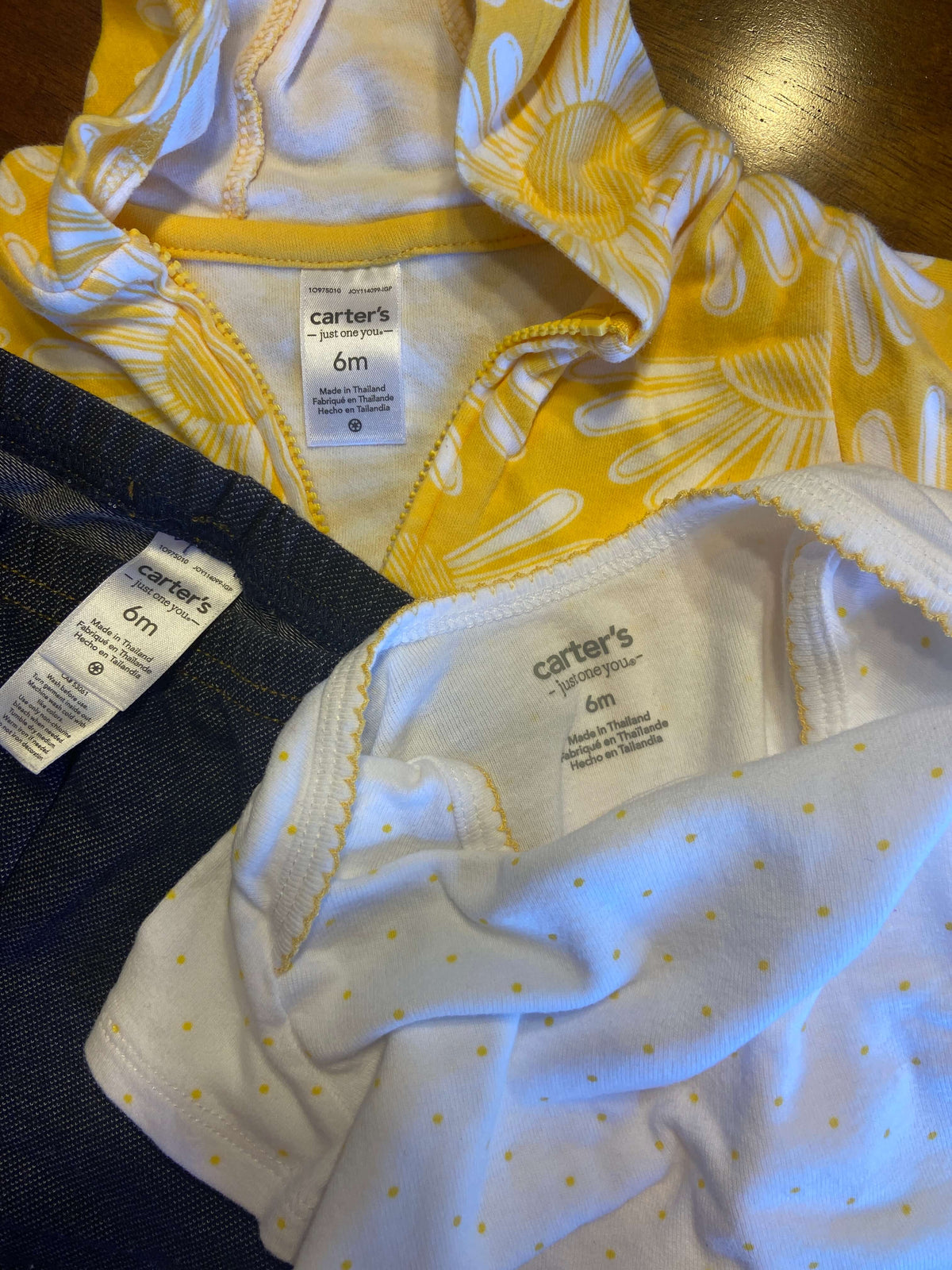 Three piece Carter’s outfit 6 months, Kids 6 Month (3-6M)
