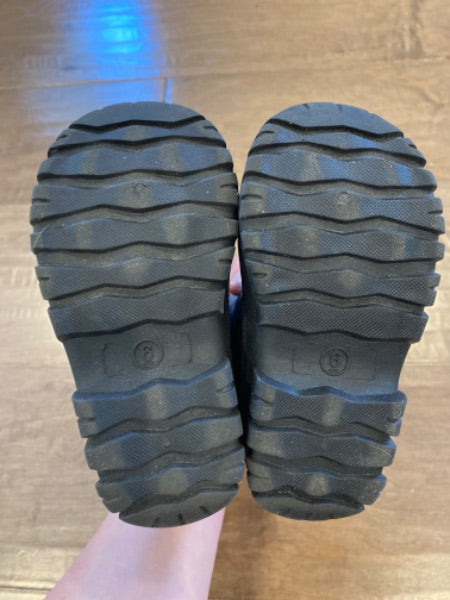 Size 6T winter boots. Joe Fresh, Shoes 6 (Walkers:12-24 mth)