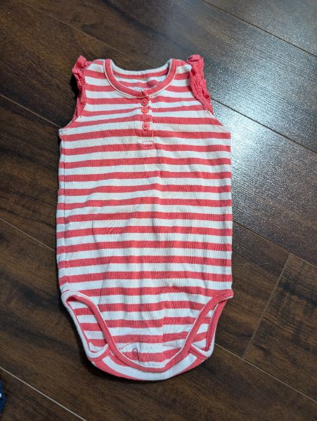 Set of 3 onesies 18m, Kids 18 Month (12-18M)