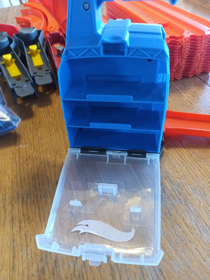 Mattel Hot Wheels Track Builder Lot