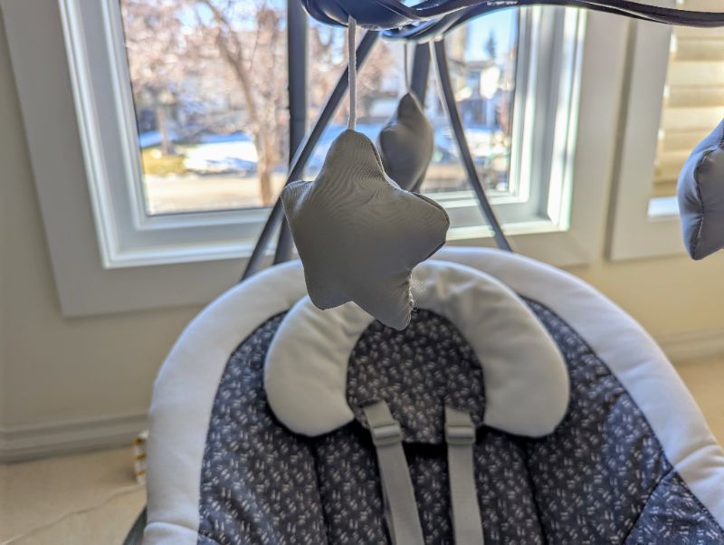 Graco Simple Sway™ LX Baby Swing - Hutton: MRSP $259.00 CAD