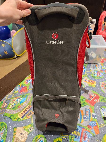 Infant hiking carrier