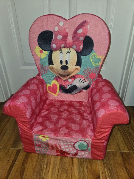 Minnie Mouse kids chair