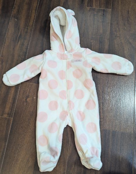 Carter's fleece snowsuit 6 month, Kids 6 Month (3-6M)