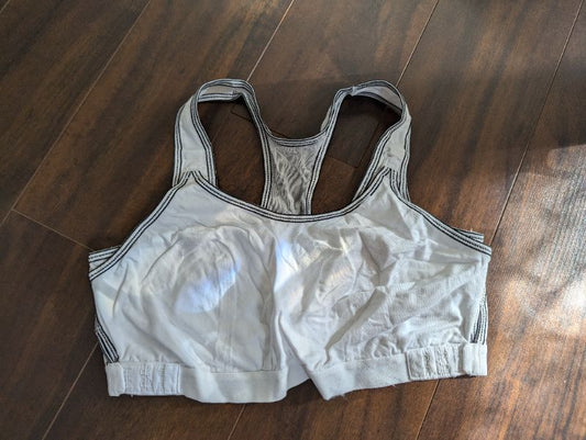 Nursing Sports bra , Maternity L (12-14)