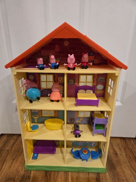 Peppa pig playhouse set