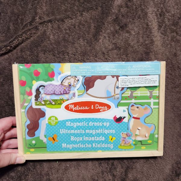 Melissa & Doug Magnetic Dress Up