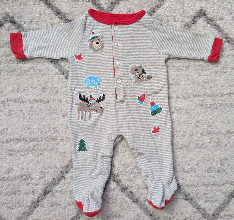 Canada Themed Shirt, Onesie & Sleeper, 3-6M, Kids 6 Month (3-6M)
