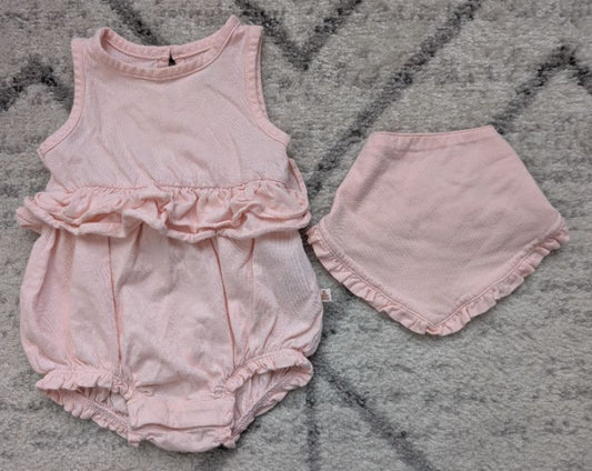 Baby Gap, Pink Romper & Bib, 3-6M, Kids 6 Month (3-6M)
