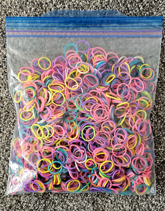 Mini elastics for crafting or hair styling