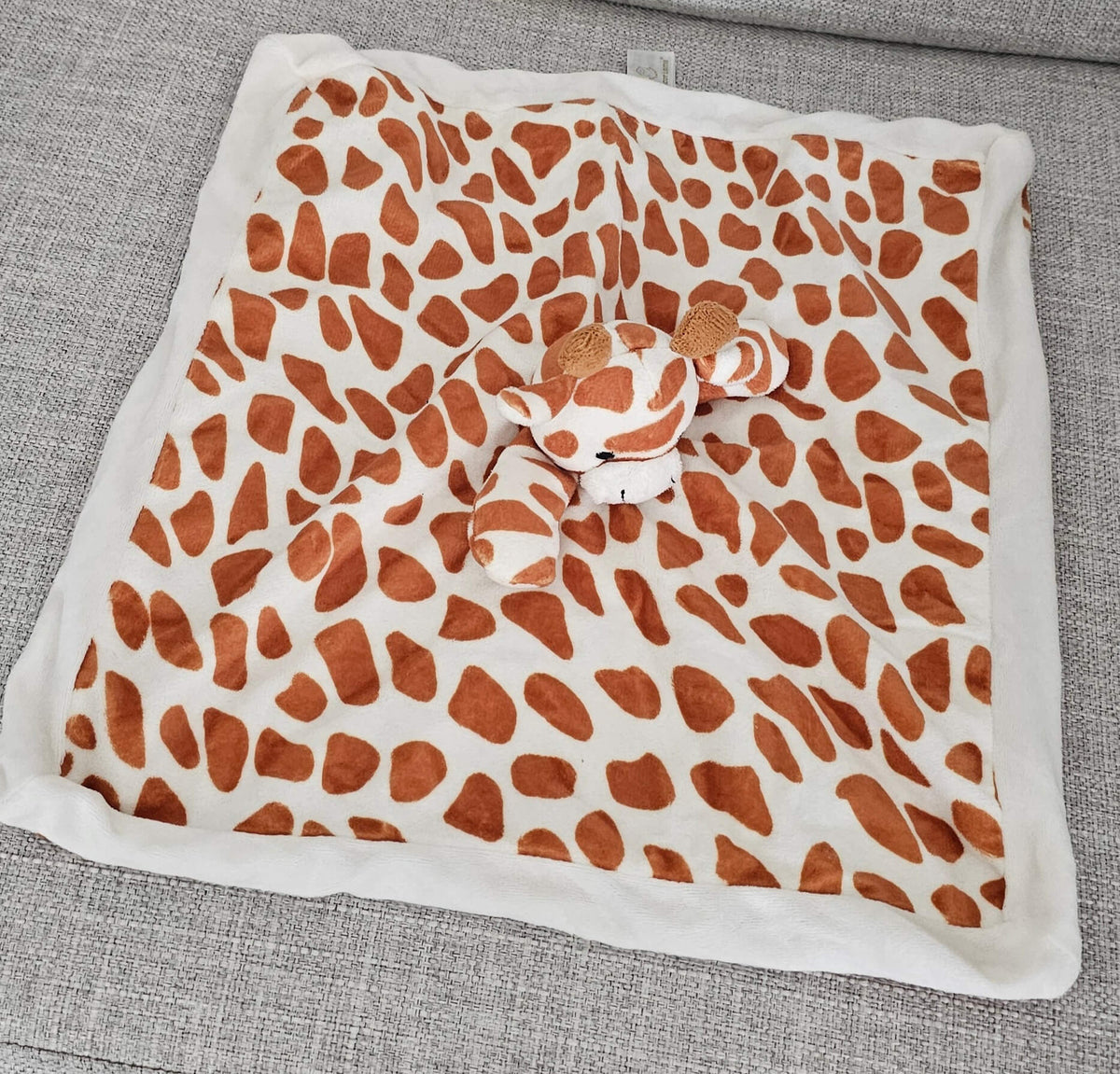 Plush Giraffe Lovey Security Blanket Toy NWOT