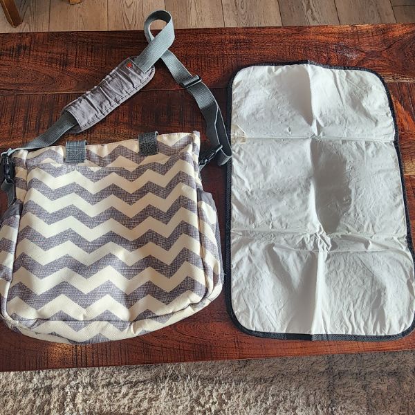 Diaper Bag, Chevron, Skip Hop brand