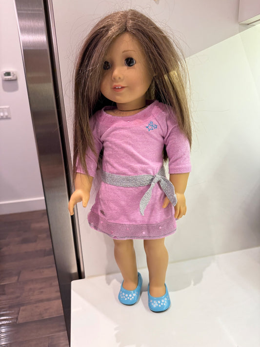 American Girl -Truly Me 18” brown hair brown eyes