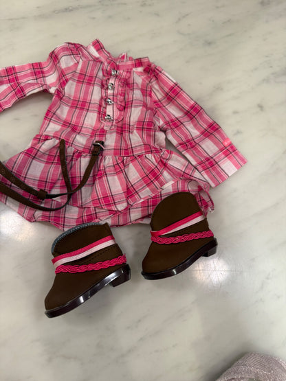 American Girl - 5  outfits and Accessories