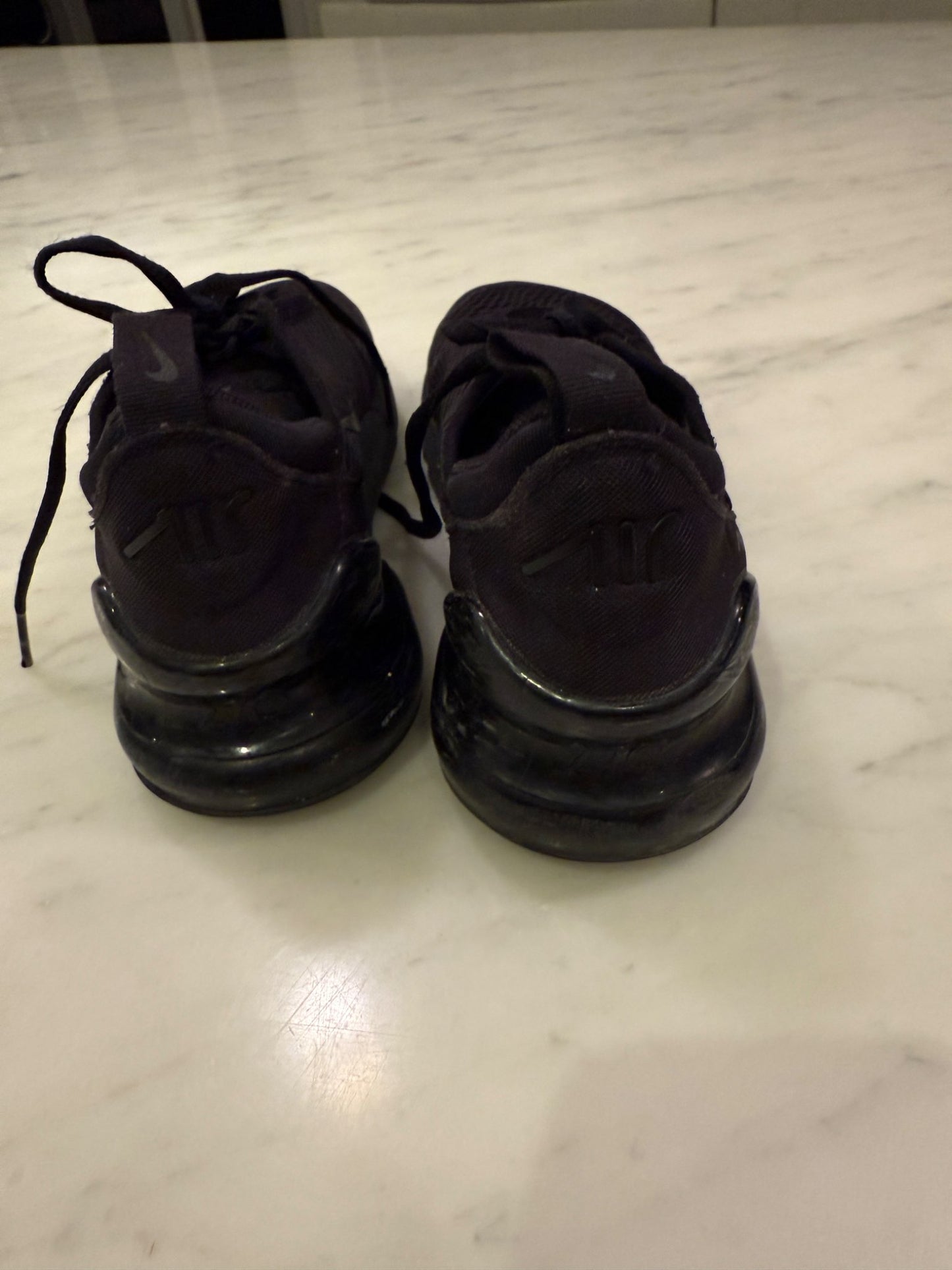 Nike Air - all black size 3, Shoes 3 (Kids:4-8yr)