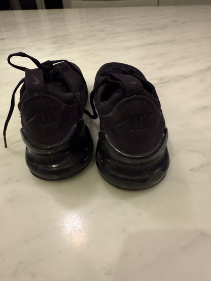 Nike Air - all black size 3, Shoes 3 (Kids:4-8yr)