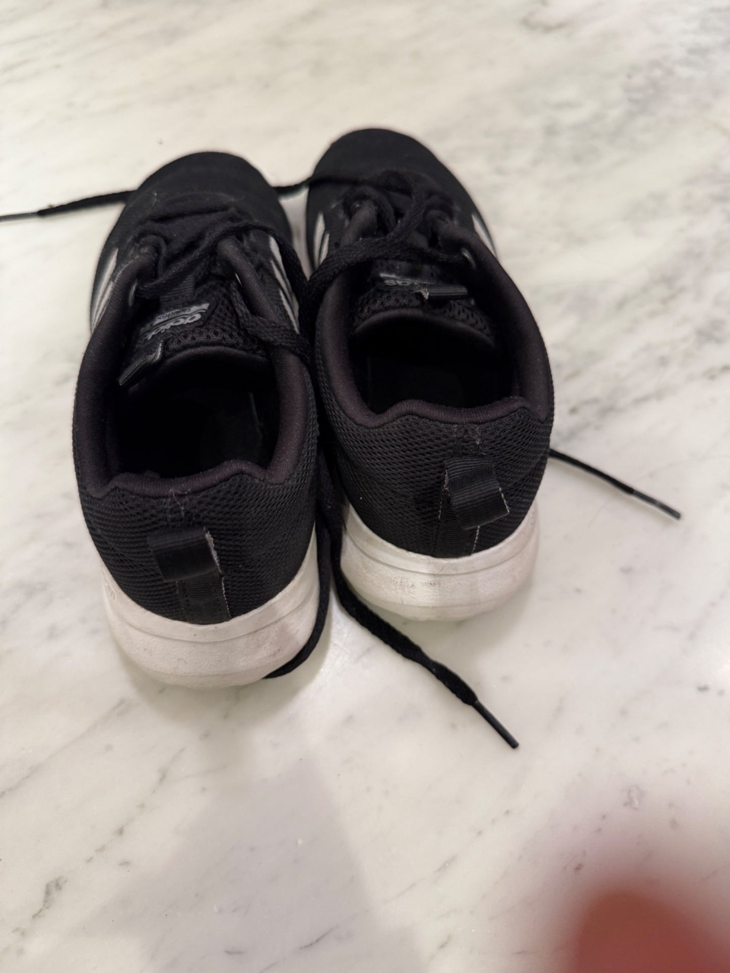 Adidas Cloud foam black runners , Shoes 2.5 (Kids:4-8yr)