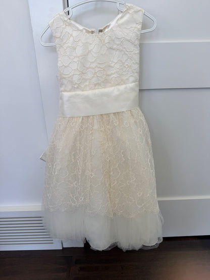 Fancy white dress 4T - flower girl or communion perfect , Kids 4/4T