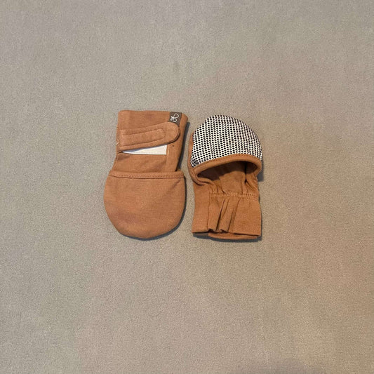 Baby Mitts NWOT
