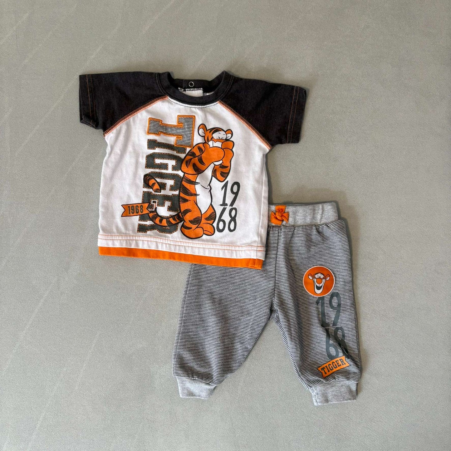 0-3mth Tigger Outfit, Kids 3 Month (0-3M)