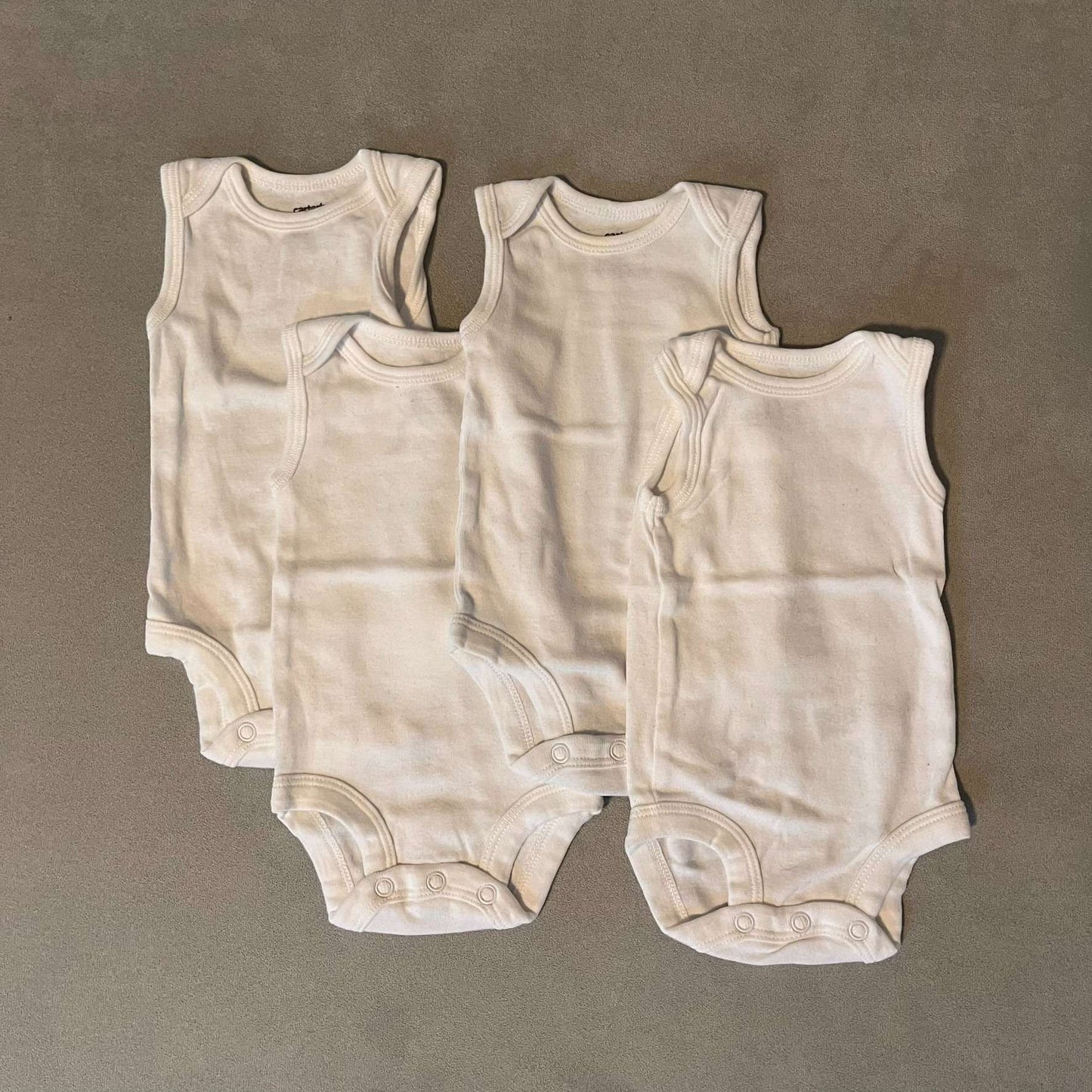 4 x Newborn Undershirts NWOT, Kids Newborn