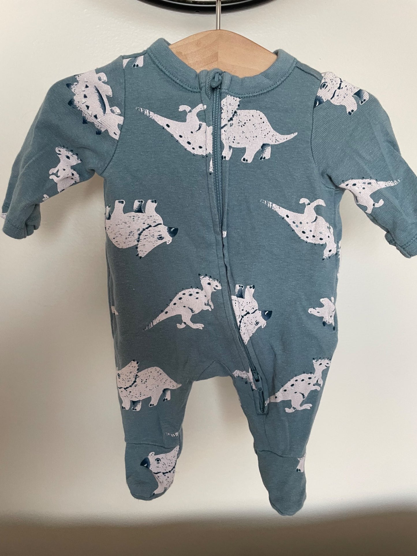 Set of 2 Onesies, Old Navy, Size Newborn, Kids Newborn