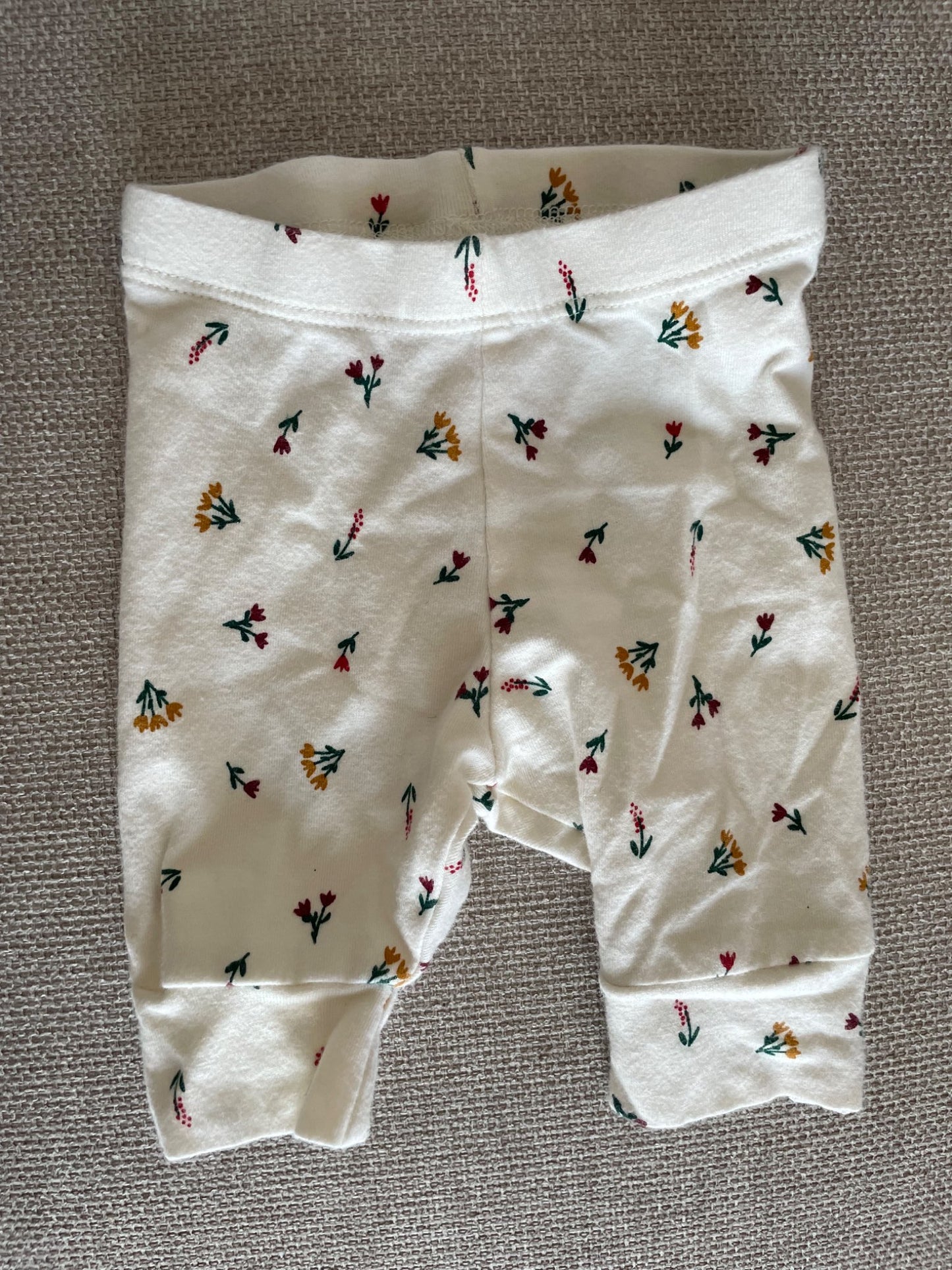 Little Earthlings,  Sweater and Pant Set, Size 0-3 Months, Kids 3 Month (0-3M)