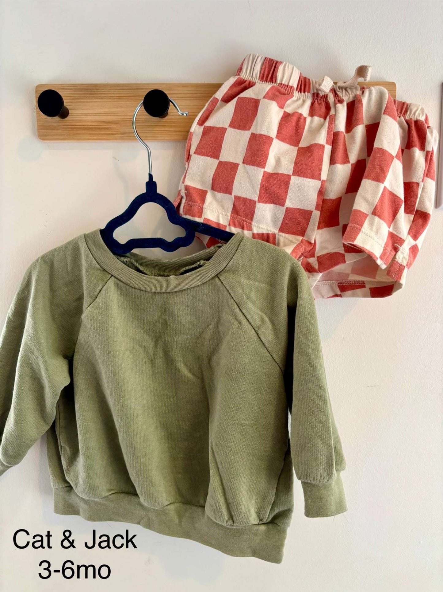Cat & Jack Outfit 3-6 months, Kids 6 Month (3-6M)