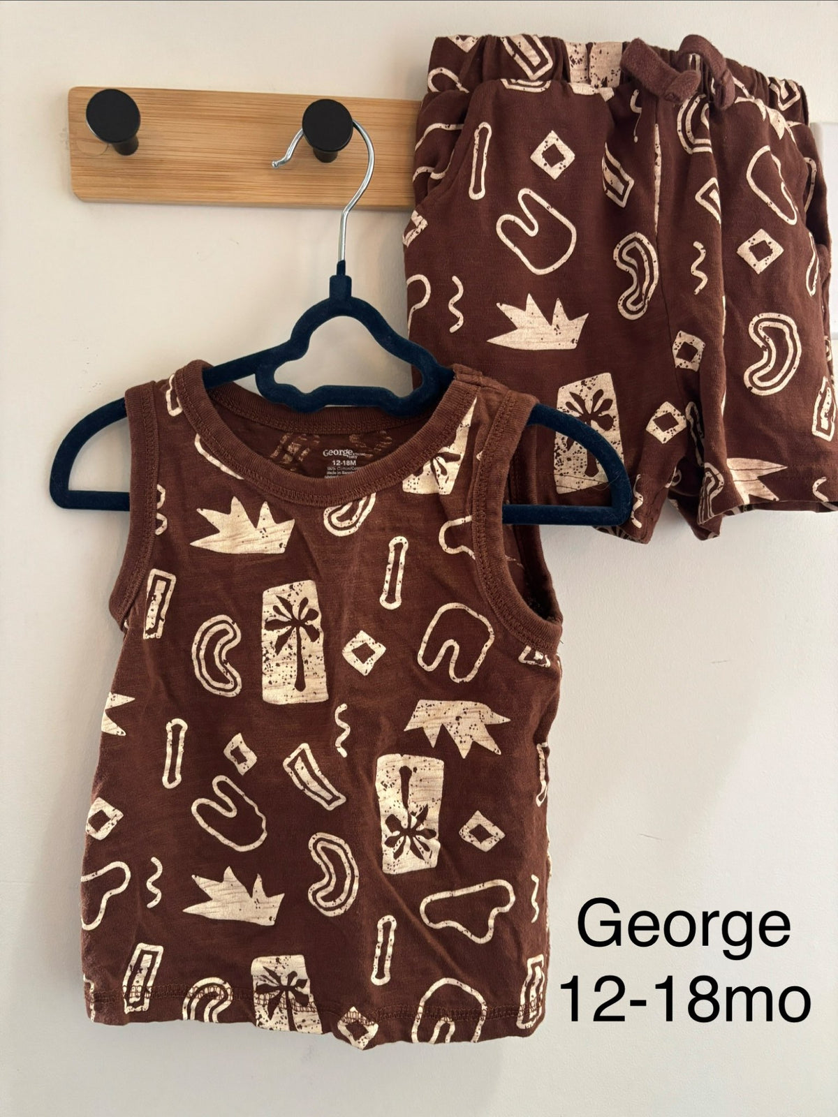 George tank and shorts matching set 12-18 months , Kids 18 Month (12-18M)