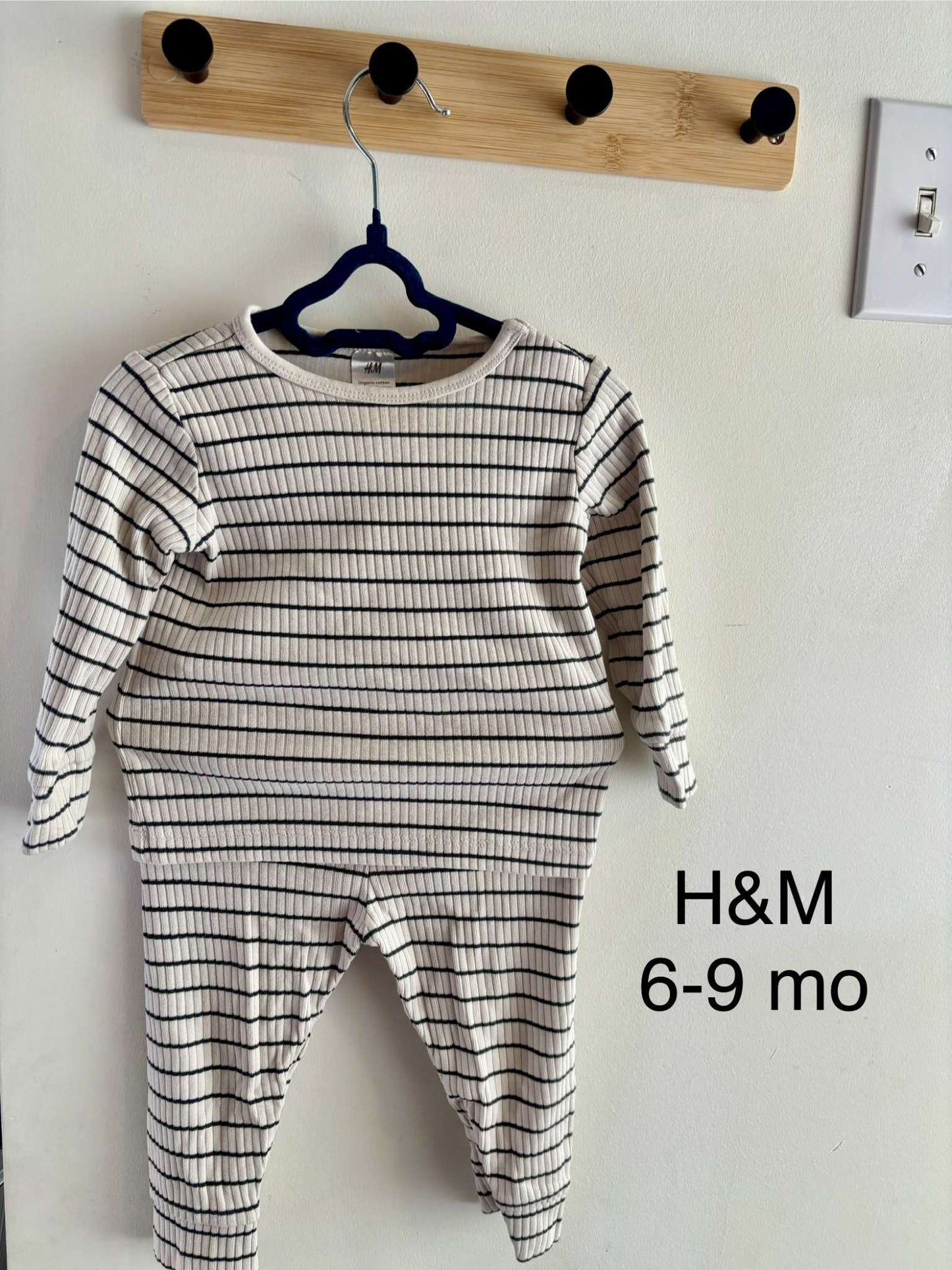 H&M Matching Set 6-9 months, Kids 9 Month (6-9M)