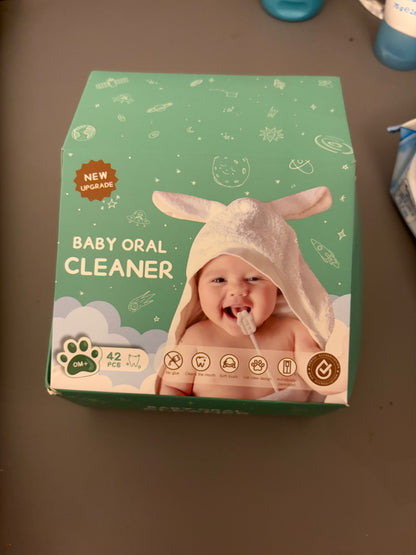 Baby tongue cleaner