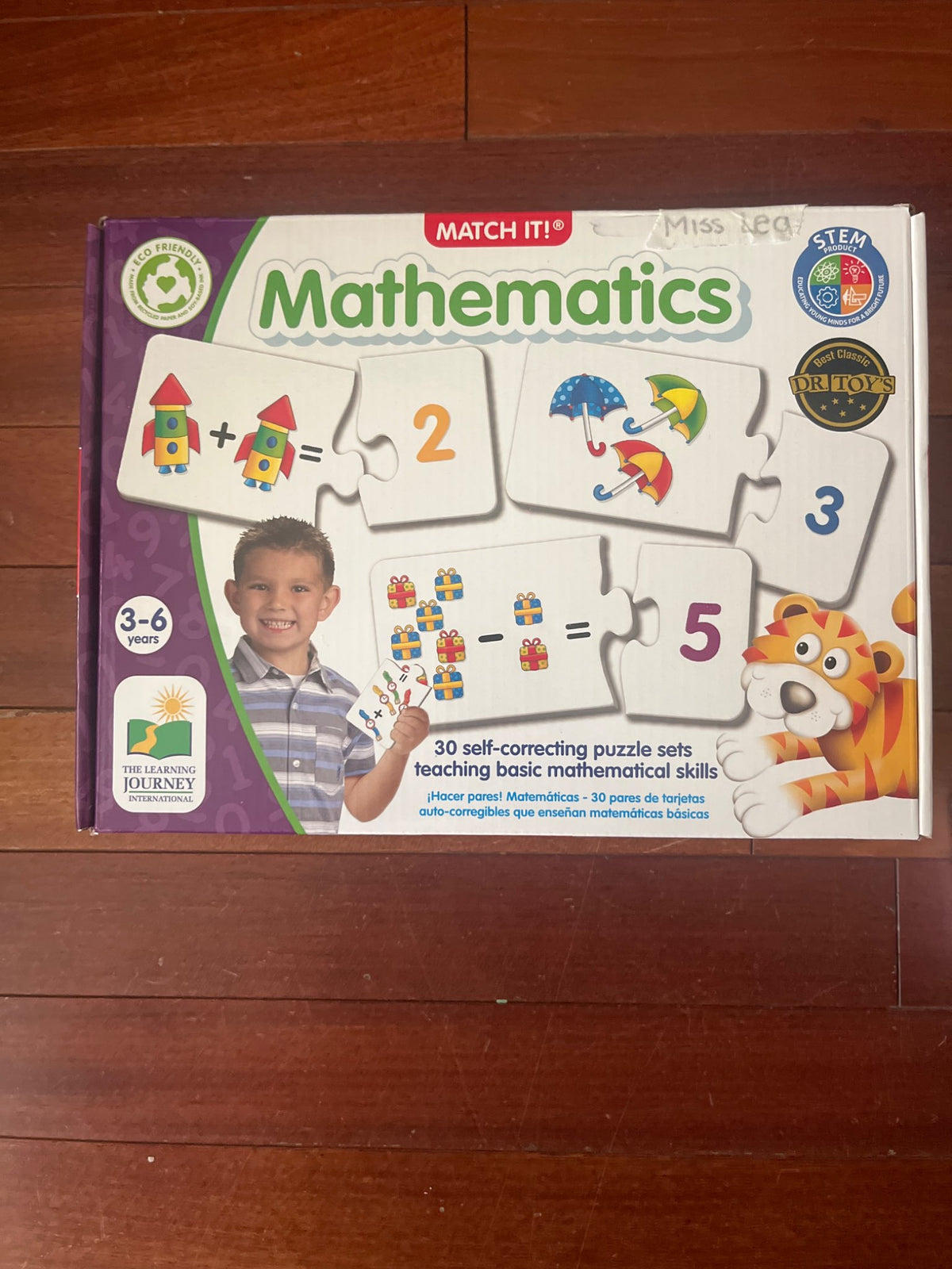 Mathematics puzzle set