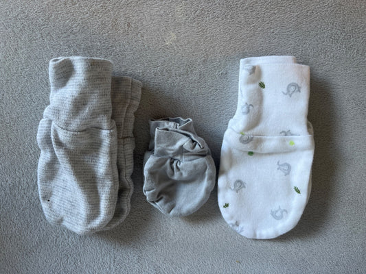 New born scratch mittens x3 pairs