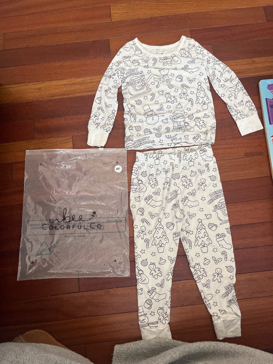 Christmas colouring pajamas MSRP $34 USD, Kids 4/4T