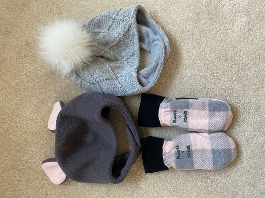 Winter Tuque Bundle (x2) for Infant + Roots x Kombi Fleece Mitts