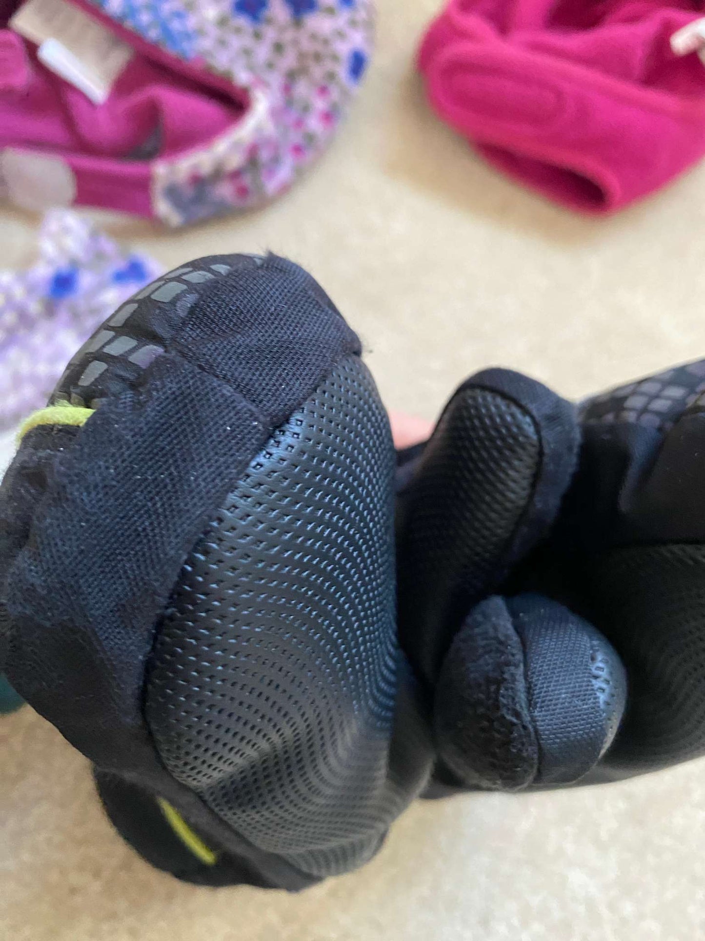 Winter tuque and mitt bundle: x2 sets to grow with