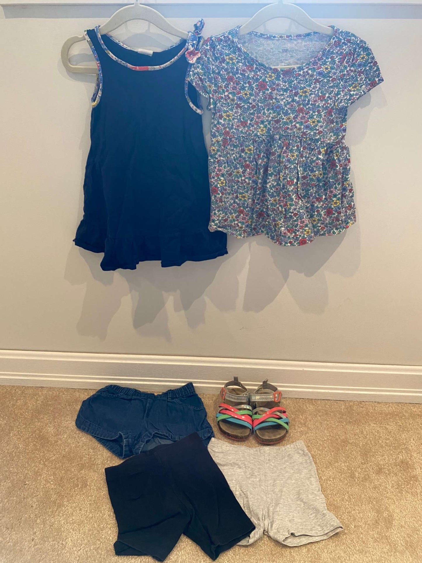 2T summer bundle for girls: 3 shorts, 1 tank, 1 T-shirt & sandals, Kids 2T