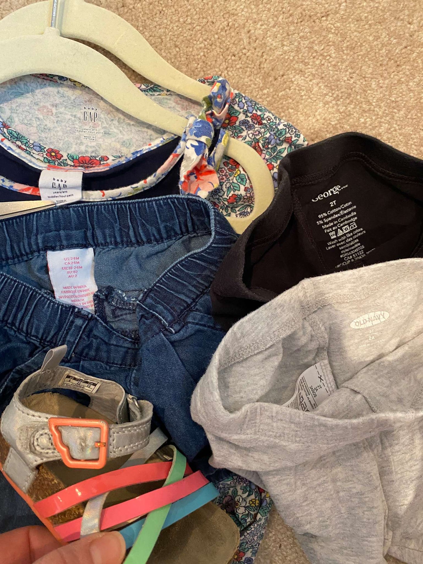 2T summer bundle for girls: 3 shorts, 1 tank, 1 T-shirt & sandals, Kids 2T