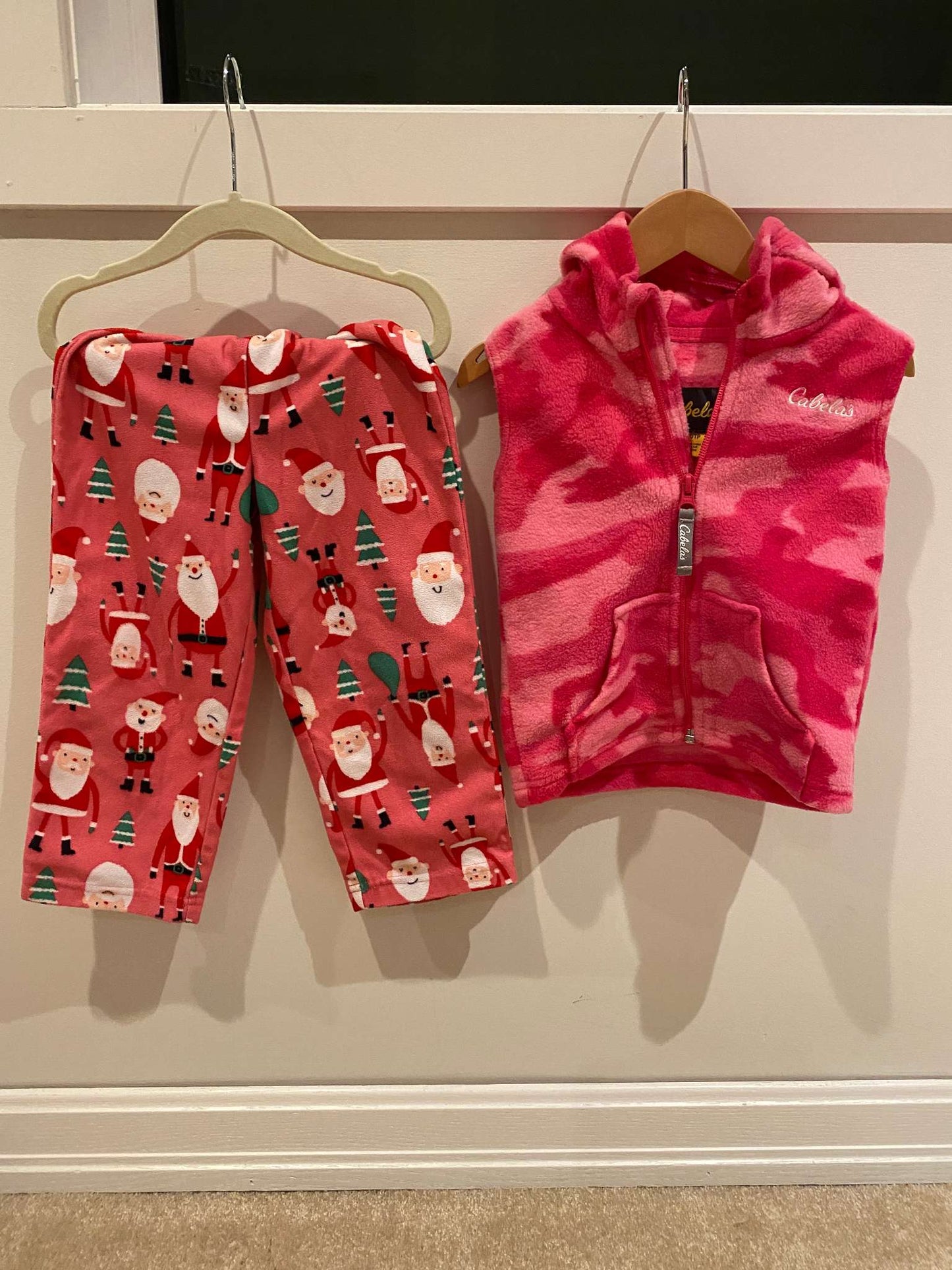 Cabela's Pink Hooded Camo Vest + Fleece Santa PJ pants, Kids 3T