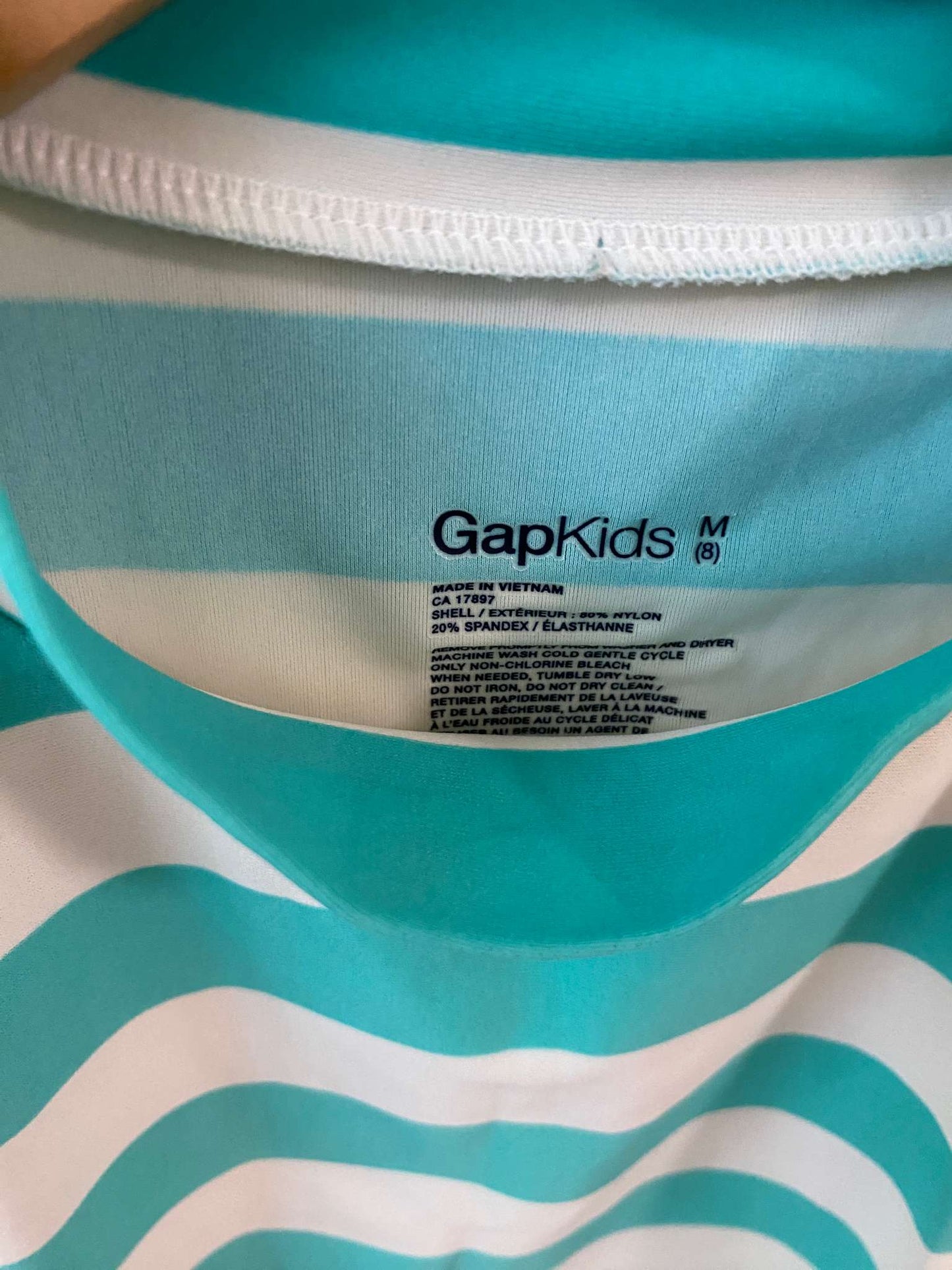GAP SPF swim shirt white/turquoise lined, Kids 7