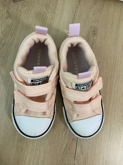 Converse PINK shoes, so cute, Shoes 8 (Toddler:2-4yr)