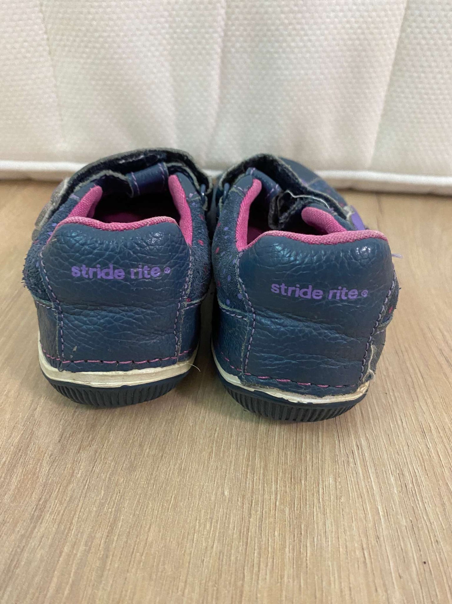 Stride Rite, blue/purple flower velcro strap shoe., Shoes 6.5 (Walkers:12-24 mth)