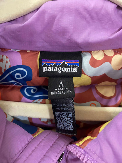 Patagonia Girls purple jacket. (Retails: $169), Kids 7